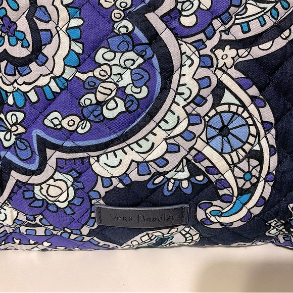 VERA BRADLEY Iconic Lg Cosmetic Case Deep Night Paisley Navy - Picture 6 of 8
